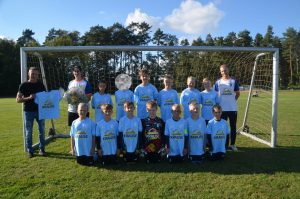 Die U11 des ASV Faßberg im September 2024 in den Trikots